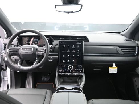 New 2026 GMC Terrain AT4 w/ Convenience Package III image 10