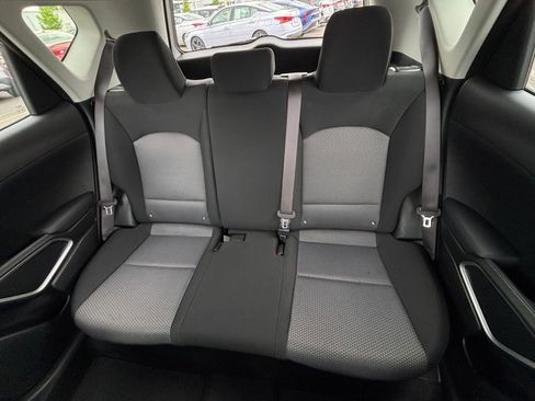 Used 2025 Kia Soul LX w/ LX Technology Package FWD image 36