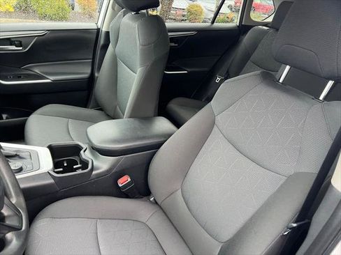 Certified 2025 Toyota RAV4 XLE image 15