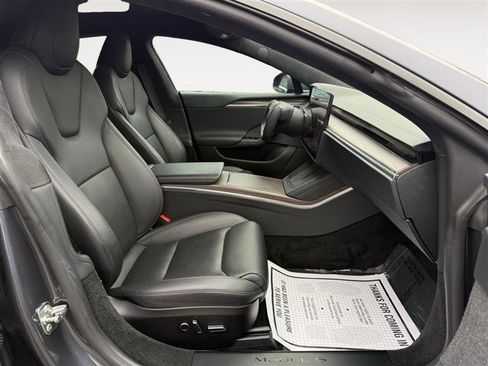 Used 2022 Tesla Model S image 12