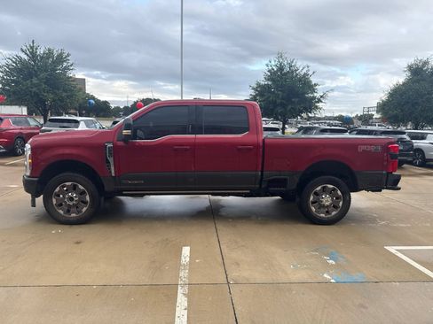 Used 2024 Ford F250 King Ranch w/ FX4 Off-Road Package AWD/4WD image 3