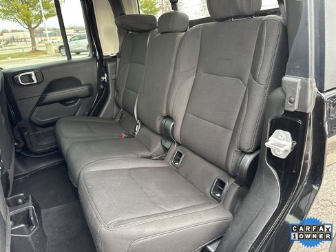 Used 2023 Jeep Gladiator Overland image 47