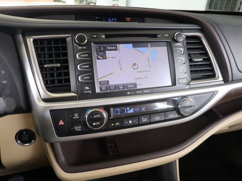Used 2016 Toyota Highlander Limited FWD image 49