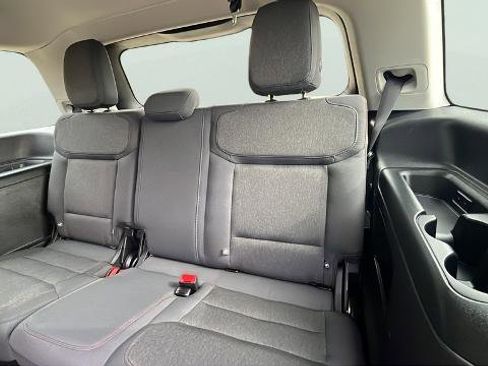 Certified 2025 Ford Expedition Active AWD/4WD image 18
