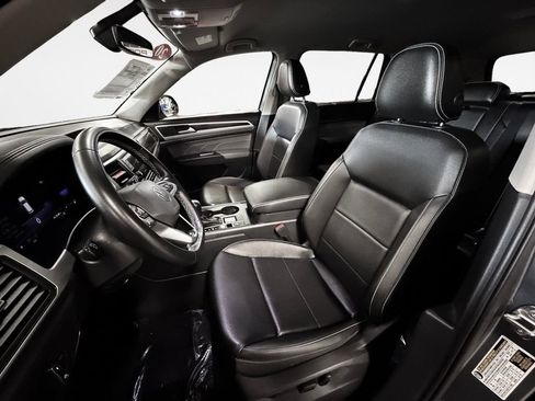 Used 2023 Volkswagen Atlas SE FWD image 11
