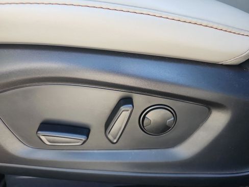 New 2026 Ford Explorer Active w/ Active Comfort Package image 14