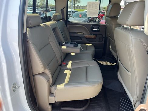 Used 2017 GMC Sierra 1500 SLT AWD/4WD image 33