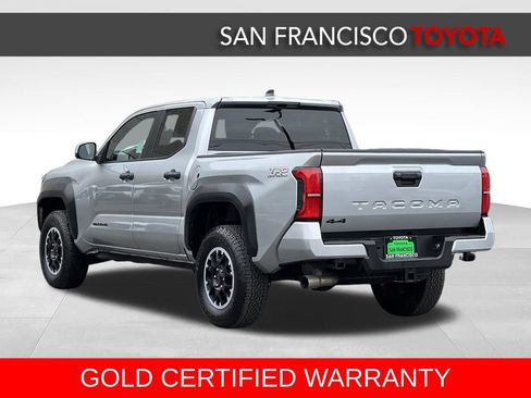 Certified 2025 Toyota Tacoma TRD Off-Road AWD/4WD image 3