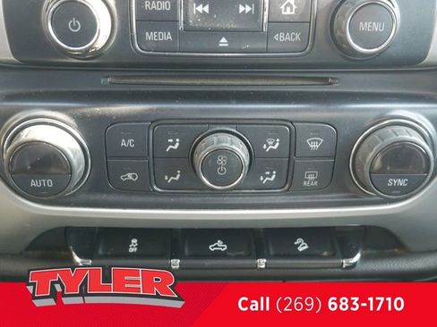 Used 2018 GMC Sierra 1500 SLE w/ SLE Value Package AWD/4WD image 36