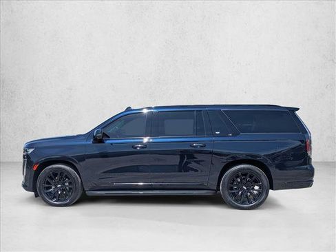 Used 2023 Cadillac Escalade ESV Sport Platinum w/ LPO, ONYX Package AWD/4WD image 8