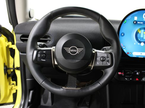 Used 2025 MINI Cooper S image 9