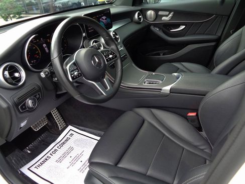 Used 2021 Mercedes-Benz GLC 300 4MATIC w/ AMG Line image 10
