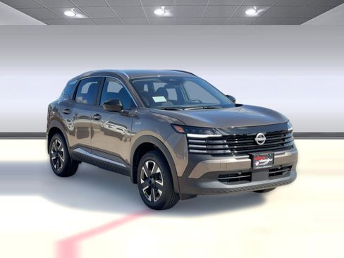 New 2026 Nissan Kicks SV w/ SV Premium Package image 7