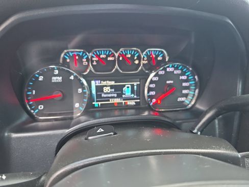 Used 2018 GMC Sierra 1500 SLE w/ Suspension Package, Off-Road AWD/4WD image 14