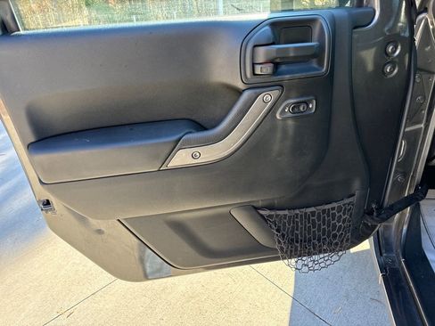 Used 2017 Jeep Wrangler Unlimited Sport w/ Quick Order Package 24S image 14