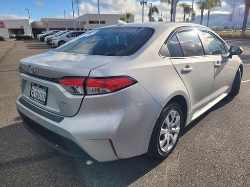 Used 2024 Toyota Corolla LE FWD image 4