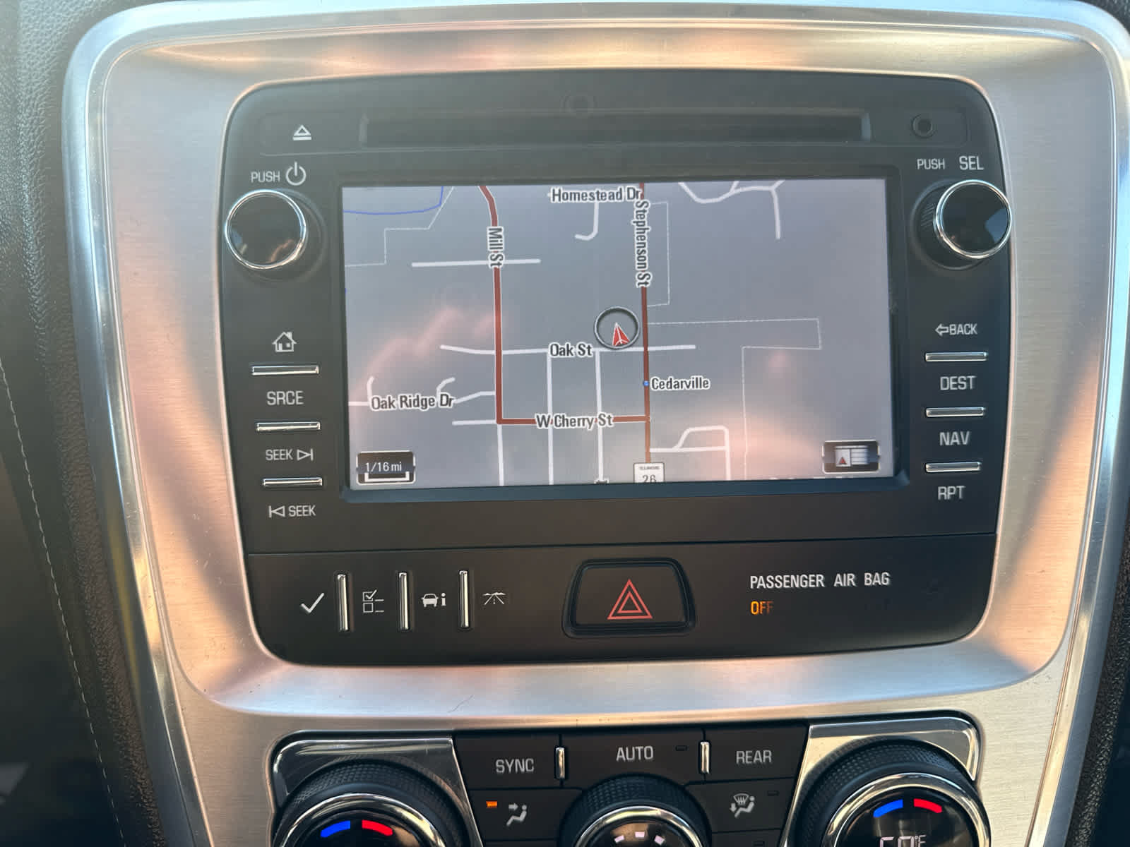 Used 2013 GMC Acadia SLT w/ Technology Package AWD/4WD image 24