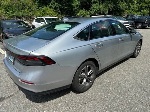 Used 2024 Honda Accord EX image 4