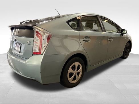 Used 2015 Toyota Prius Two image 4