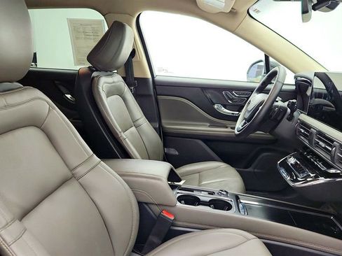 Used 2023 Lincoln Corsair Standard AWD w/ Equipment Group 101A image 25