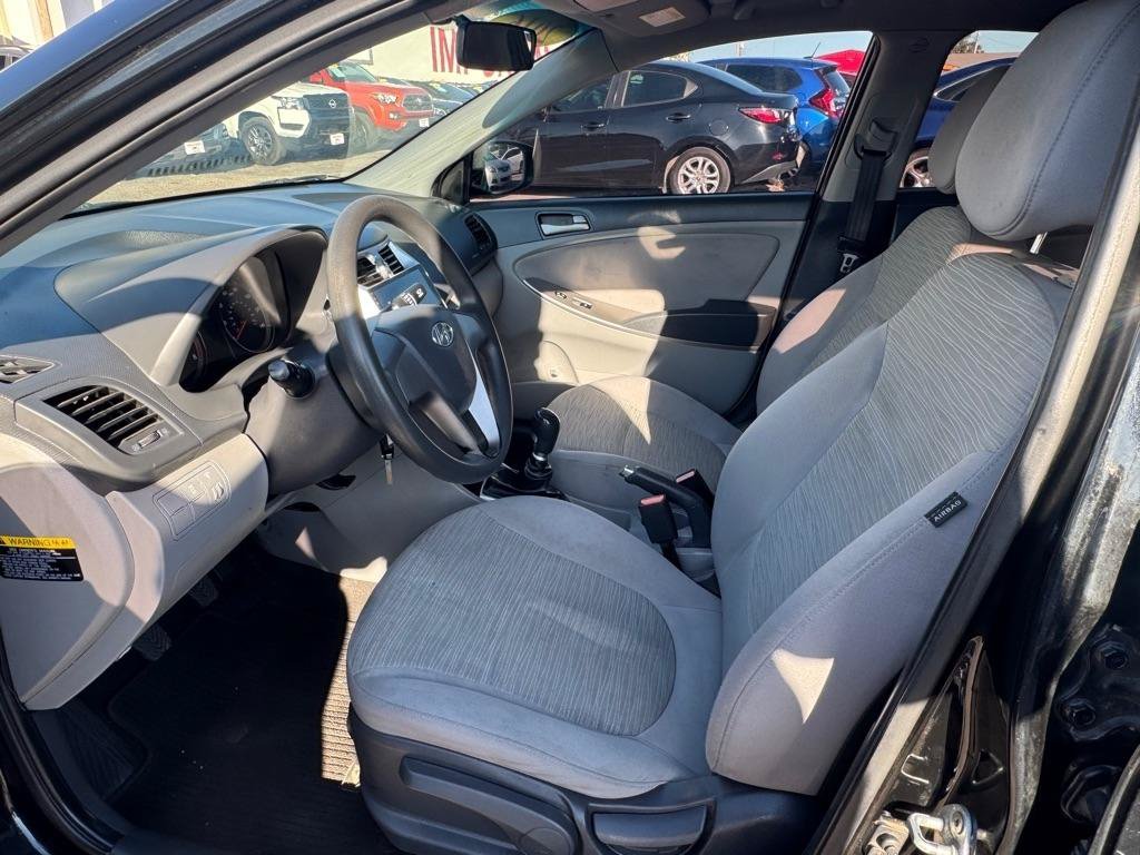 Used 2016 Hyundai Accent SE FWD image 10