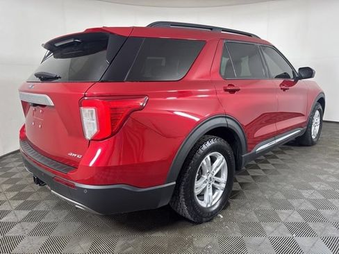 Certified 2021 Ford Explorer XLT w/ Equipment Group 202A AWD/4WD image 3