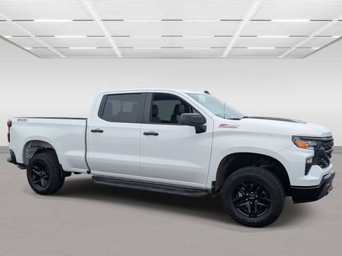 Used 2024 Chevrolet Silverado 1500 Custom Trail Boss AWD/4WD image 7