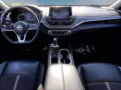 Certified 2024 Nissan Altima 2.5 SR FWD image 7