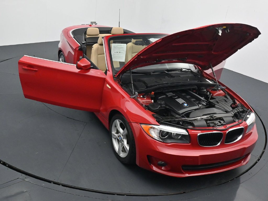 Used 2012 BMW 128i Convertible RWD image 36