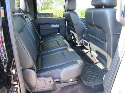 Used 2016 Ford F350 Lariat image 32