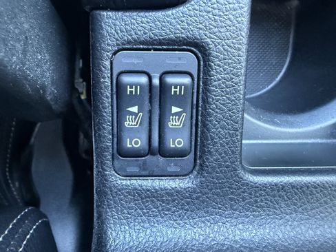 Used 2013 Subaru Impreza 2.0i Limited image 31