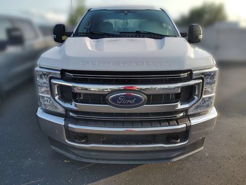 Used 2021 Ford F250 XLT AWD/4WD image 4