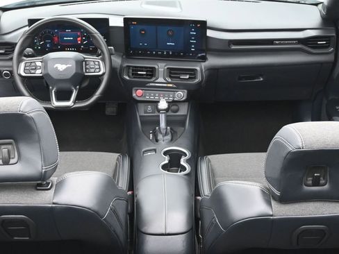 Used 2024 Ford Mustang Convertible image 20