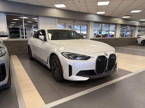 Certified 2023 BMW i4 eDrive35 w/ Premium Package RWD image 3