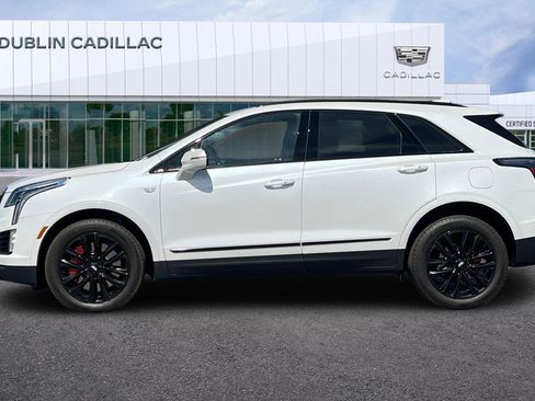 Used 2022 Cadillac XT5 Sportv w/ LPO, ONYX Package image 7