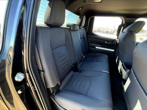 Used 2024 Toyota Tacoma TRD Off-Road image 18