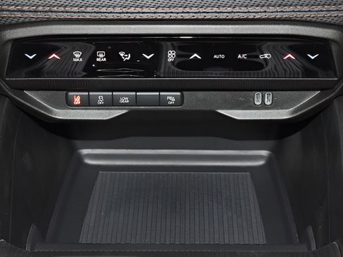 New 2026 Jeep Cherokee Limited AWD/4WD image 16
