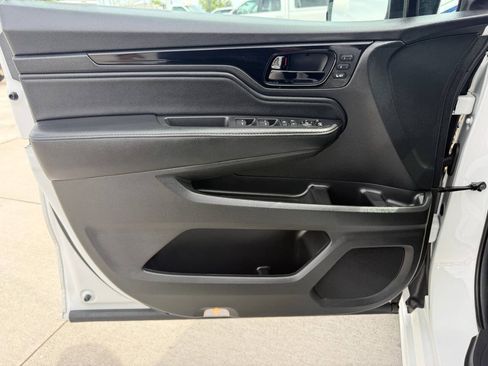 Used 2026 Honda Odyssey Elite image 34