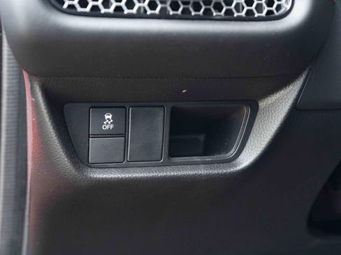 Used 2025 Honda HR-V Sport image 40