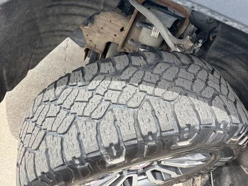 Certified 2021 GMC Sierra 1500 AT4 AWD/4WD image 30