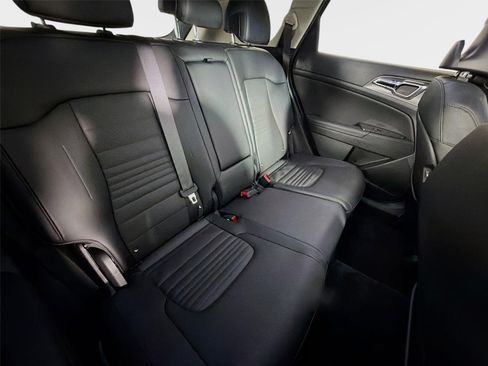 Certified 2025 Kia Sportage SX FWD image 28
