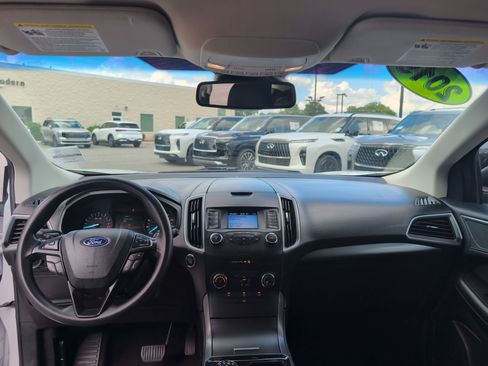 Used 2019 Ford Edge SE w/ SE Fleet Driver's Package FWD image 11
