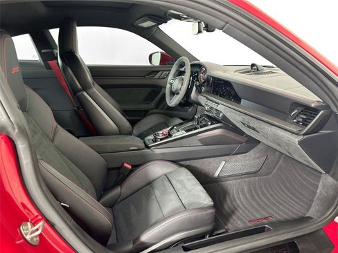 Certified 2024 Porsche 911 Carrera GTS RWD image 31