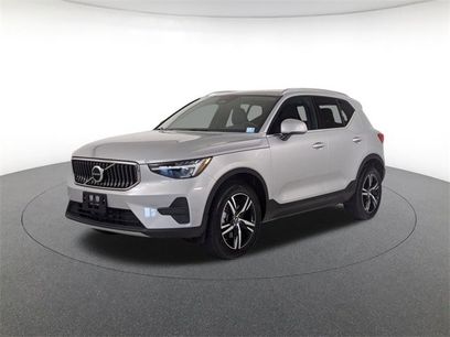 Certified 2025 Volvo XC40 B5 Core