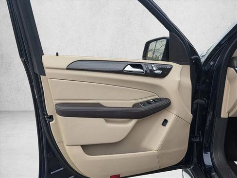 Used 2016 Mercedes-Benz GLE 350 image 10