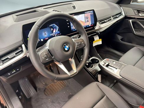 New 2026 BMW X1 xDrive28i w/ Technology Package image 4