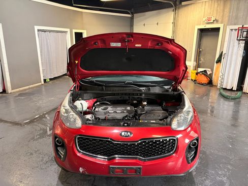 Used 2019 Kia Sportage LX AWD/4WD image 30