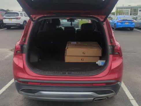 Used 2022 Hyundai Santa Fe SEL w/ Convenience + Premium Package AWD/4WD image 4