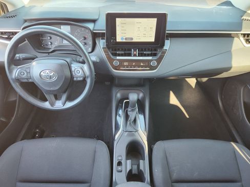Used 2024 Toyota Corolla LE image 30
