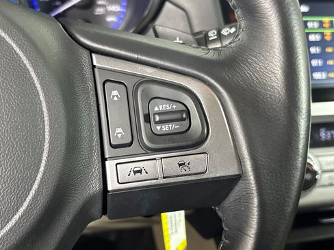 Used 2017 Subaru Outback 2.5i Premium image 16